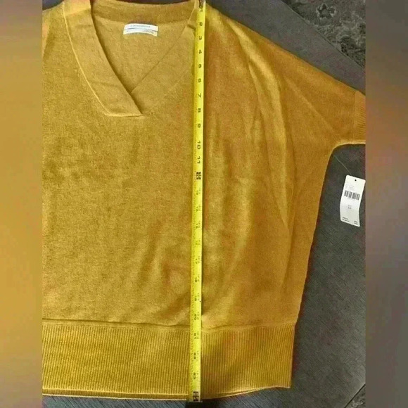 Anthropologie 100% Merino wool woman’s sweater NWT.  size S - Picture 8 of 10